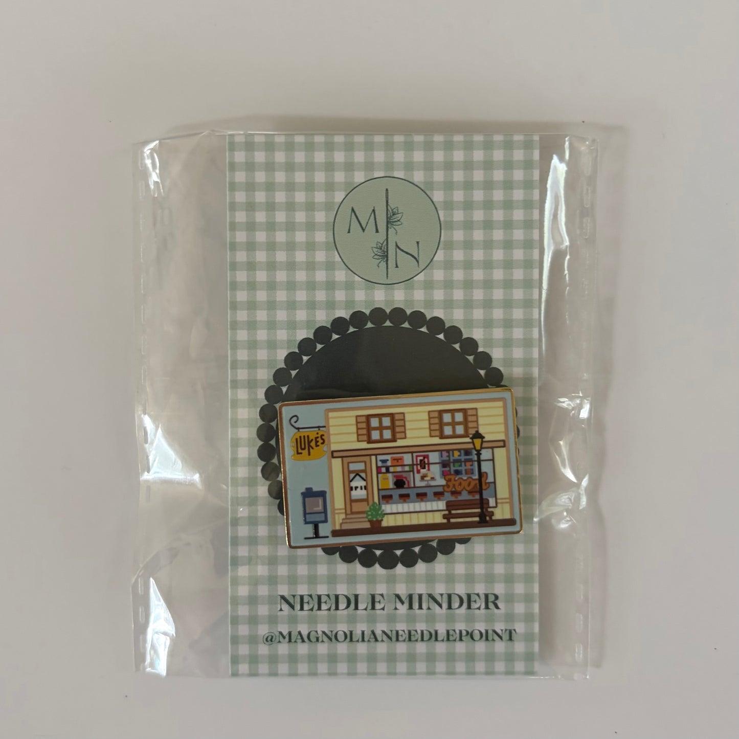 Small Town Diner Needle Minder
